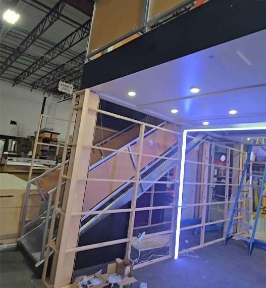 MegaCon - AC Pop Comics buildout